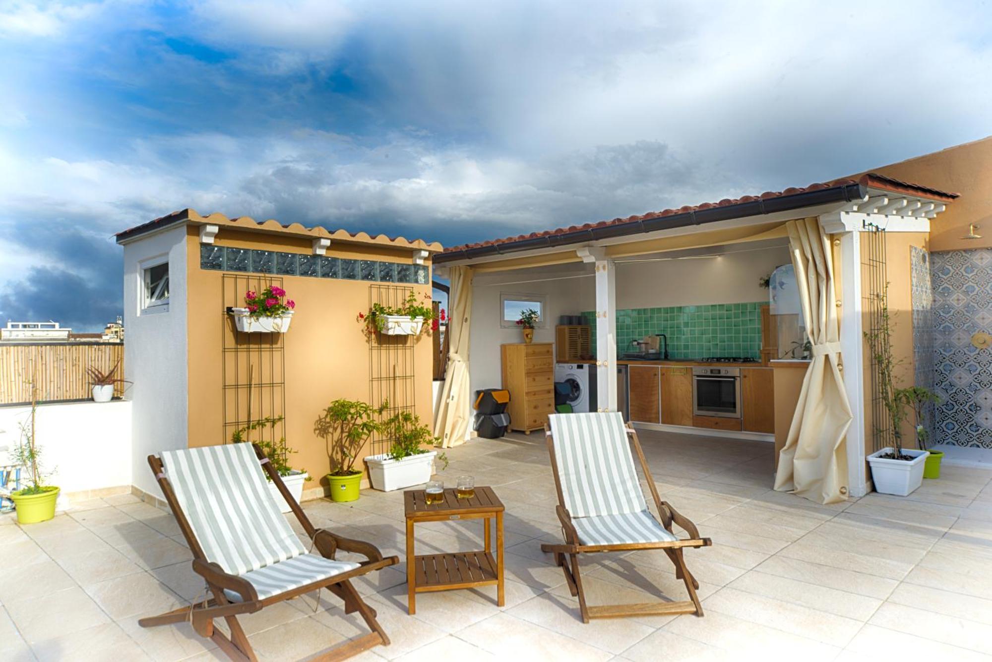 Terrace Rooms Olbia Center Екстер'єр фото