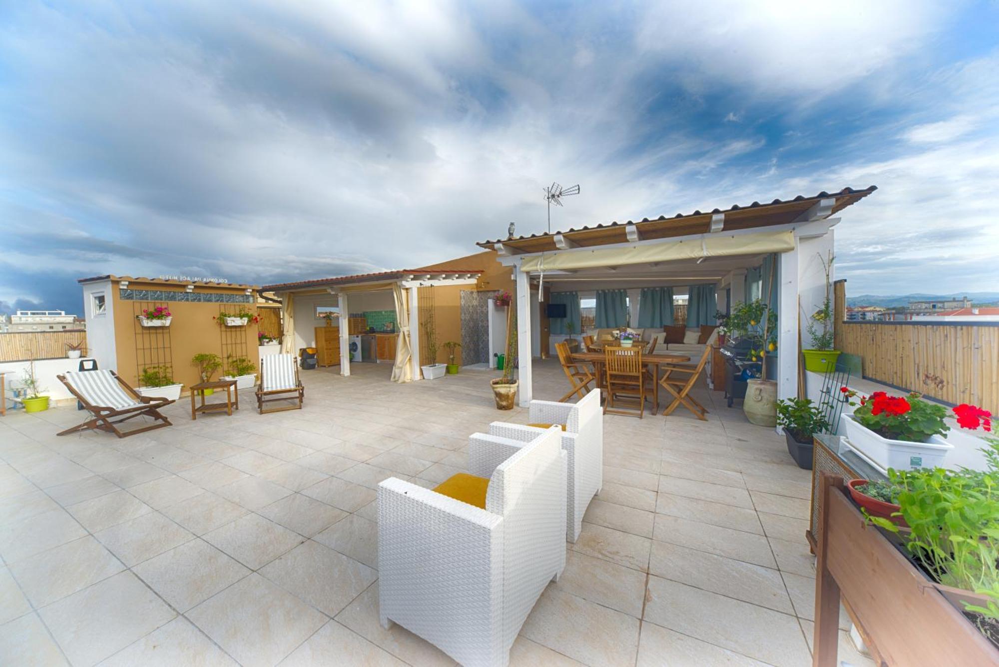 Terrace Rooms Olbia Center Екстер'єр фото