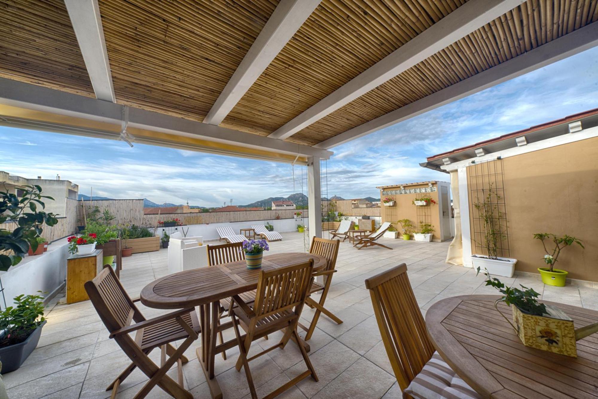 Terrace Rooms Olbia Center Екстер'єр фото