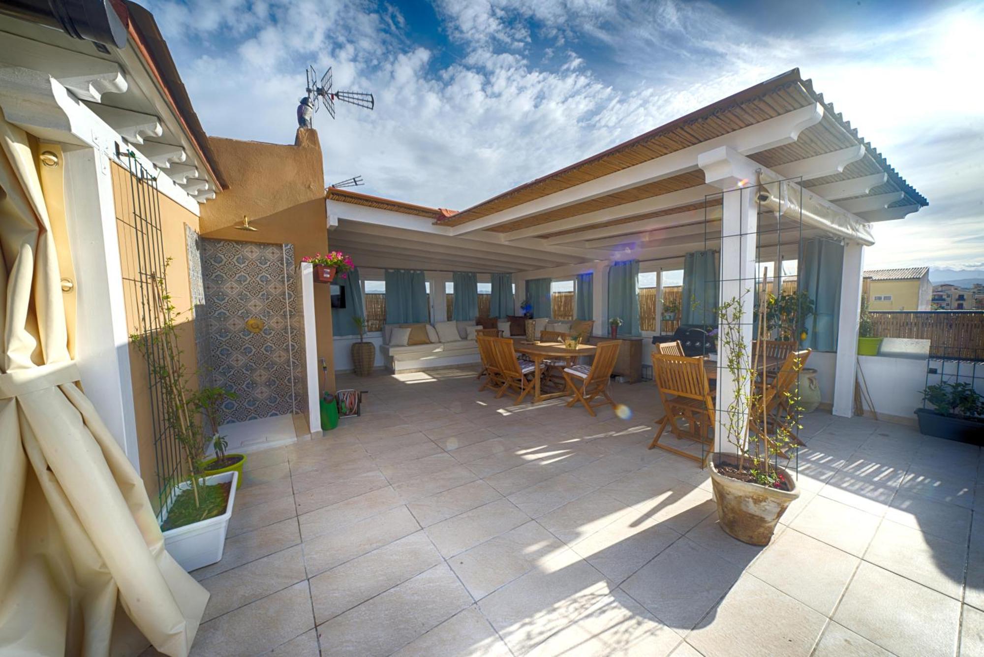 Terrace Rooms Olbia Center Екстер'єр фото