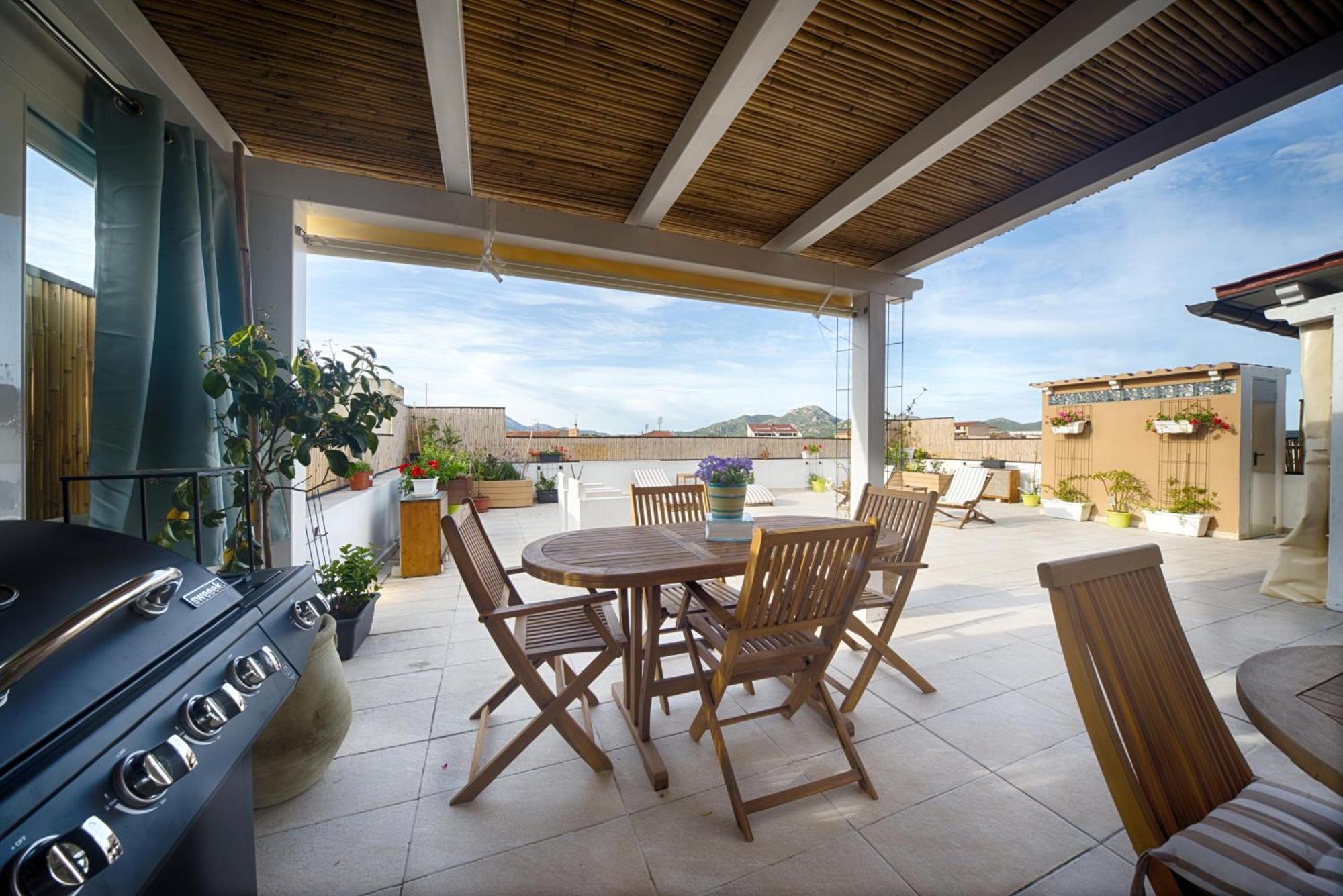 Terrace Rooms Olbia Center Екстер'єр фото